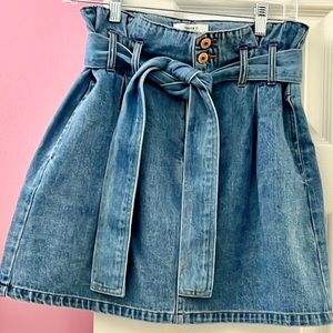 Forever 21 blue denim Jean skirt with bow